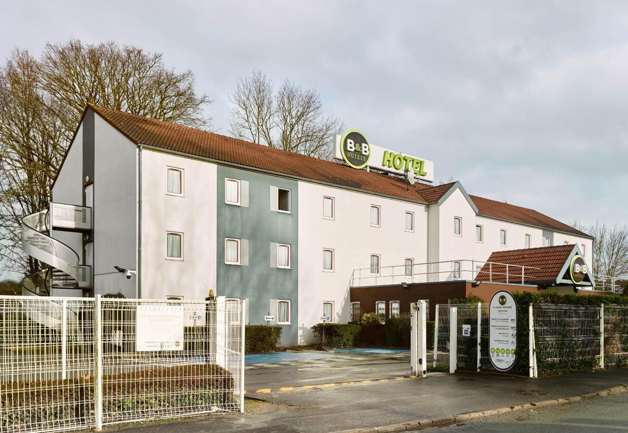 B&B Hotel Saint-Michel Sur Orge Kültér fotó
